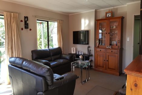 Photo of property in 5b Gillies Avenue, Taupo, 3330