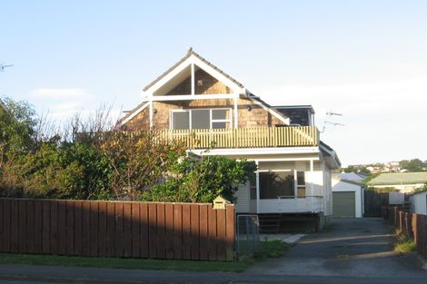 Photo of property in 7 Main Road, Titahi Bay, Porirua, 5022