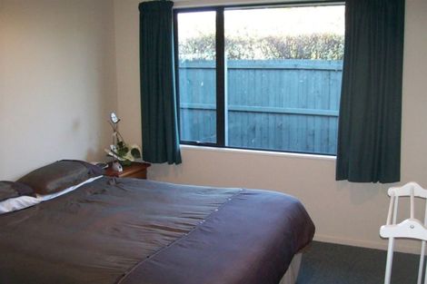 Photo of property in 15 Harrys Way, Redwood, Christchurch, 8051