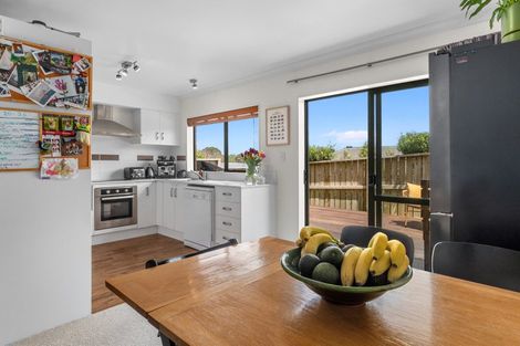 Photo of property in 21 Maggie Place, Ohauiti, Tauranga, 3112