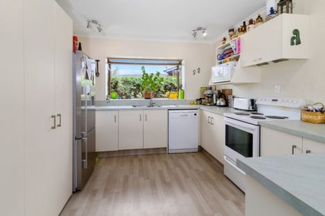 Photo of property in 24 Carter Drive, Pomare, Rotorua, 3015