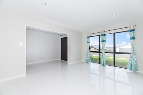 Photo of property in 42 Westmuir Crescent, Pokeno, 2402