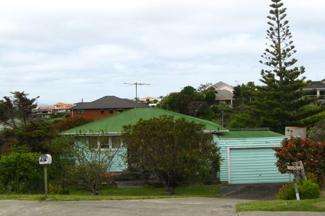 Photo of property in 69 Shakespear Road, Army Bay, Whangaparaoa, 0930