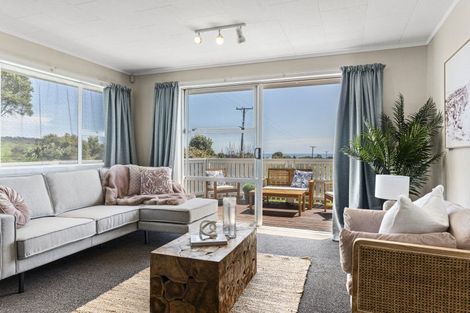 Photo of property in 401 Koru Road, Koru, New Plymouth, 4374