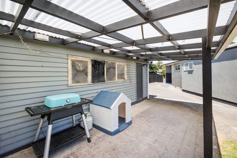 Photo of property in 108 Apollo Parade, Milson, Palmerston North, 4414