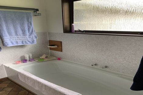 Photo of property in 127 Matakohe East Road, Matakohe, 0593