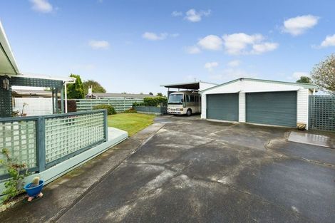 Photo of property in 36 John F Kennedy Drive, Milson, Palmerston North, 4414