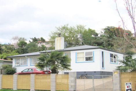 Photo of property in 28 Kingswood Road, Brookfield, Tauranga, 3110