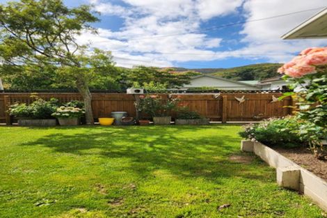 Photo of property in 1/6 Burnside Street, Waterloo, Lower Hutt, 5011