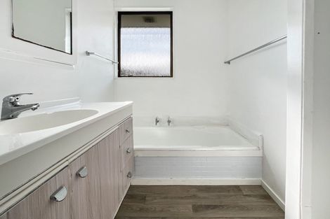 Photo of property in 13e Pokeno Road, Pokeno, 2402