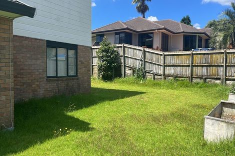 Photo of property in 16 Lamia Place, The Gardens, Auckland, 2105
