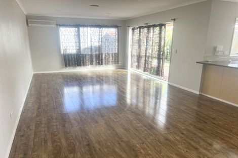 Photo of property in 42 Raphoe Road, Flat Bush, Auckland, 2019
