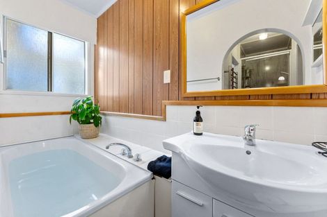 Photo of property in 76b The Circle, Manly, Whangaparaoa, 0930