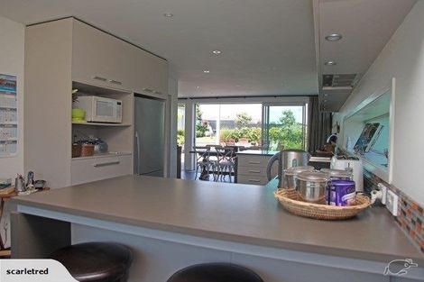 Photo of property in 242 Papamoa Beach Road, Papamoa Beach, Papamoa, 3118