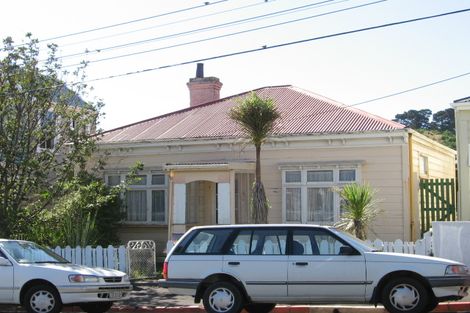 Photo of property in 25 Picton Avenue, Newtown, Wellington, 6021