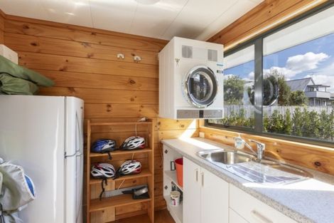 Photo of property in 15 Kitty Frazer Lane, Omaha, 0986