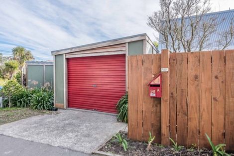 Photo of property in 98a Creswick Terrace, Northland, Wellington, 6012