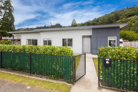 Photo of property in 16 Lane Street, Wallaceville, Upper Hutt, 5018