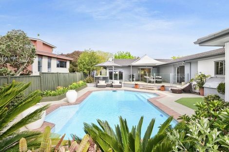 Photo of property in 15 Falstaff Place, Half Moon Bay, Auckland, 2012