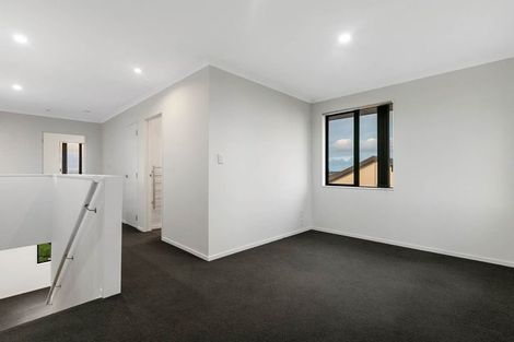 Photo of property in 24 Lane Cameron Place, Flat Bush, Auckland, 2019