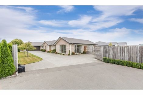 Photo of property in 18 Mcdermott Place, Halswell, Christchurch, 8025