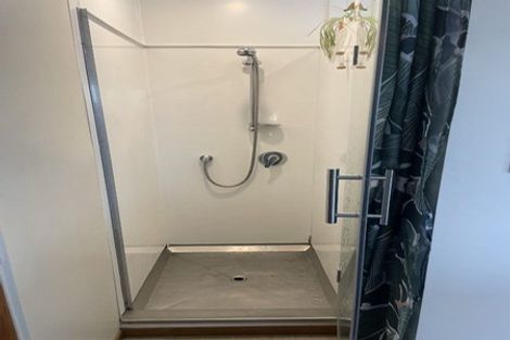 Photo of property in 2/43 Brockworth Place, Riccarton, Christchurch, 8011