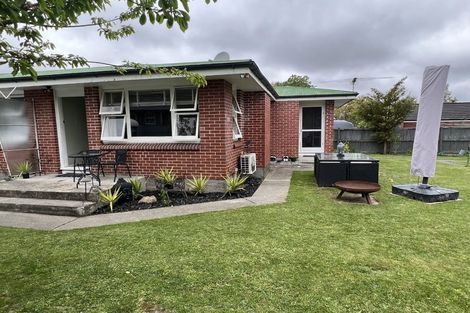 Photo of property in 16 Joyce Crescent, Ilam, Christchurch, 8041
