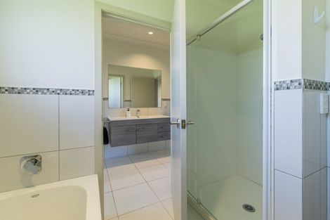 Photo of property in 43 Glade Park Lane, Shannon, Palmerston North, 4474