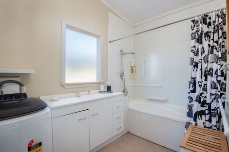 Photo of property in 96 Prince Albert Road, Saint Kilda, Dunedin, 9012
