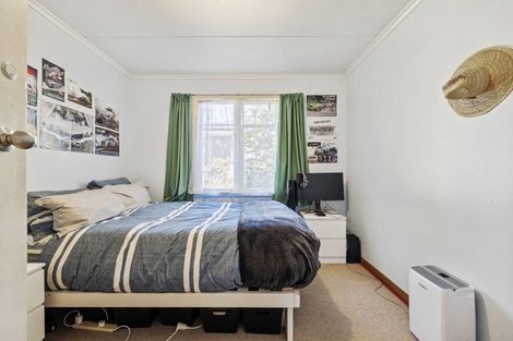 Photo of property in 15 Waterloo Crescent, Hokowhitu, Palmerston North, 4410