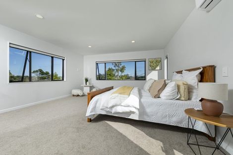 Photo of property in 8c Albany Highway, Greenhithe, Auckland, 0632