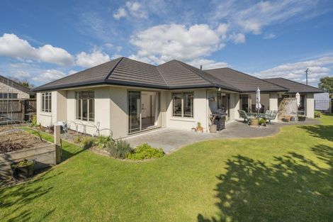 Photo of property in 23 Inverness Drive, Pyes Pa, Tauranga, 3112