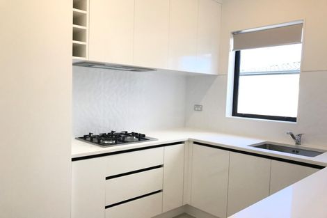 Photo of property in 69 Drumbuoy Drive, Flat Bush, Auckland, 2019