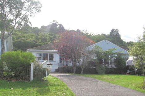 Photo of property in 46 Kiwi Crescent, Tawa, Wellington, 5028