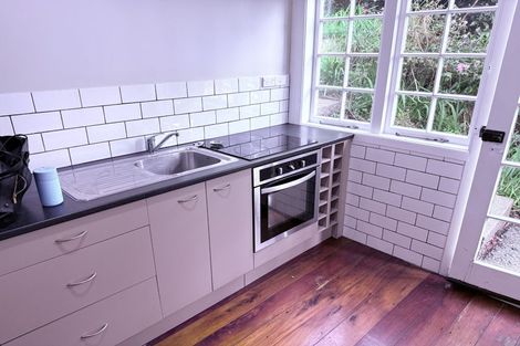 Photo of property in 51 Northland Road, Northland, Wellington, 6012