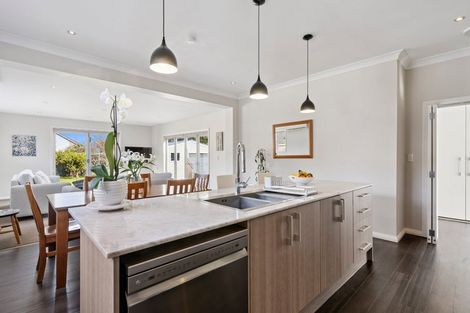 Photo of property in 41 Fairfield Avenue, Fairfield, Lower Hutt, 5011