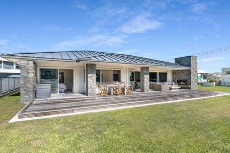 Photo of property in 209 Beach Road, Whangamata, 3620
