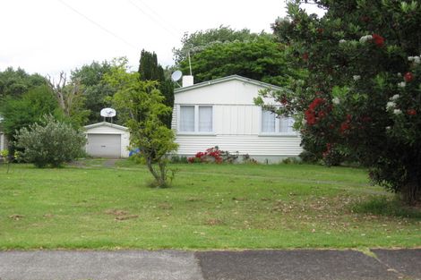 Photo of property in 46 House Avenue, Mangere Bridge, Auckland, 2022
