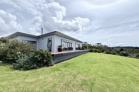 Photo of property in 157 Tui Glen Road, Haruru, 0204