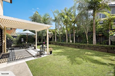 Photo of property in 40 Coachman Drive, Flat Bush, Auckland, 2016