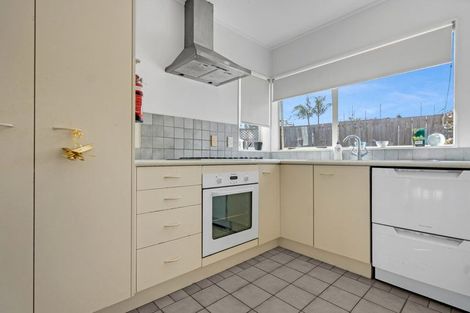 Photo of property in 678d Te Atatu Road, Te Atatu Peninsula, Auckland, 0610