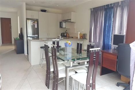Photo of property in 60 Tiger Drive, Golflands, Auckland, 2013
