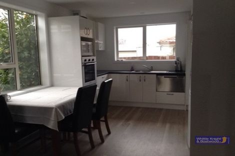 Photo of property in 2/10 Camrose Place, Ilam, Christchurch, 8041