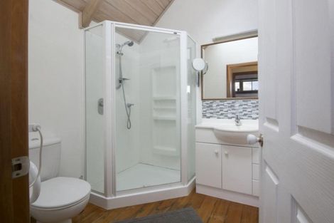 Photo of property in 2 Church Street, Swanson, Auckland, 0612