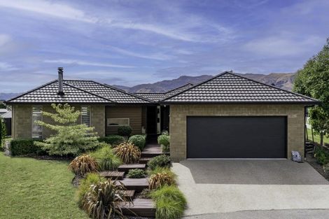 Photo of property in 9 Alice Burn Drive, Luggate, Cromwell, 9383