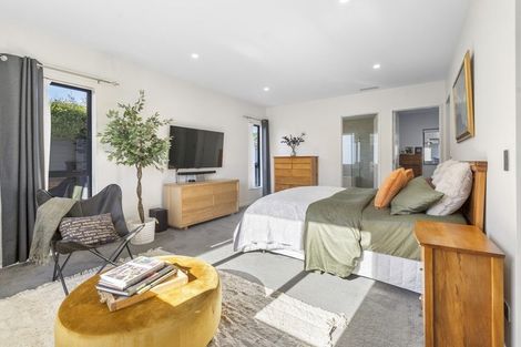 Photo of property in 14 Leebank Crescent, Riverhead, 0820