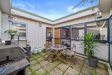 Photo of property in 4 Raewyn Place, Pakuranga, Auckland, 2010