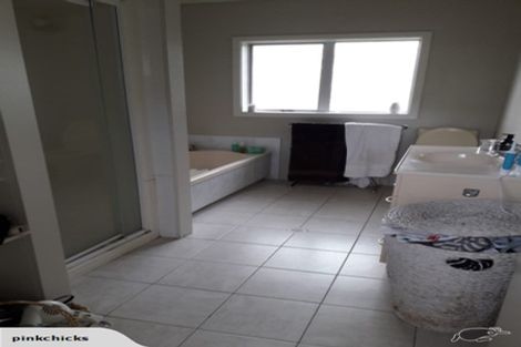 Photo of property in 115 Glengarry Road, Glen Eden, Auckland, 0602