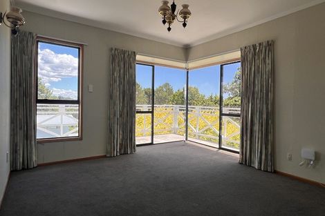 Photo of property in 4 Rae Road, Campbells Bay, Auckland, 0620