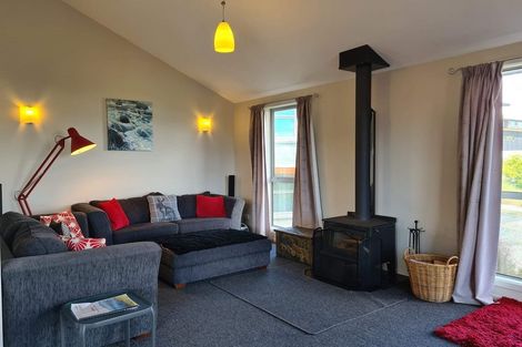 Photo of property in 3 Pollock Place, Lake Tekapo, 7999